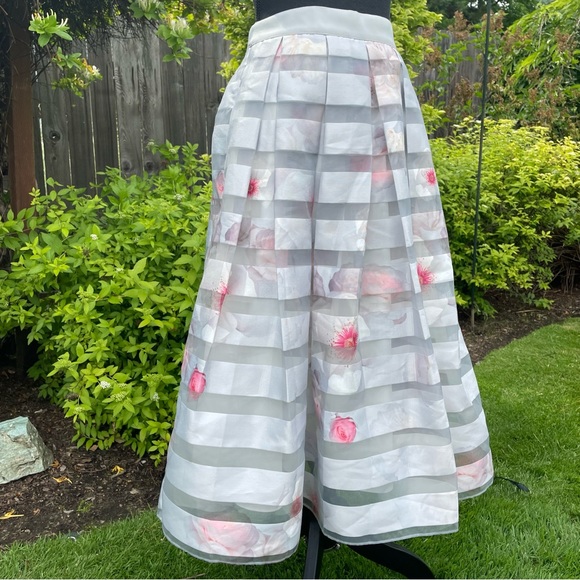 Ted Baker Rosaley Chelsea Grey Mesh Satin Organza Midi Skirt - Picture 2 of 9